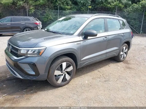 3VV8X7B26RM058437 2024 VOLKSWAGEN TAOS - Image 2