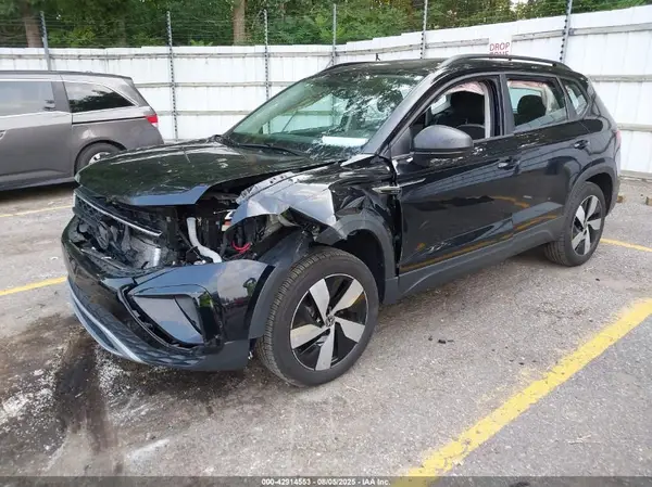 3VV8X7B26RM076789 2024 VOLKSWAGEN TAOS - Image 2