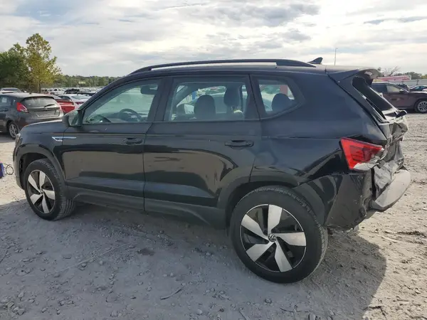 3VV8X7B26RM095679 2024 VOLKSWAGEN TAOS - Image 2