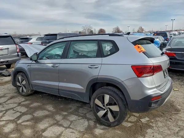 3VV8X7B27RM017007 2024 VOLKSWAGEN TAOS - Image 2