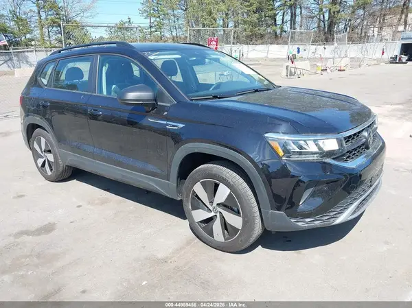 3VV8X7B27RM070323 2024 VOLKSWAGEN TAOS - Image 1