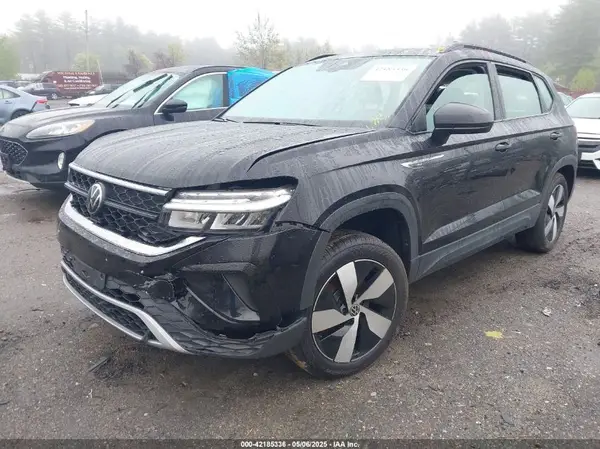 3VV8X7B28RM123143 2024 VOLKSWAGEN TAOS - Image 2