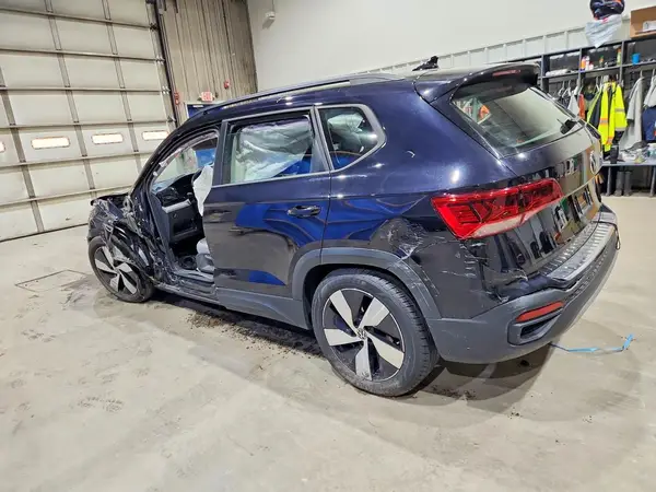 3VV8X7B28RM130089 2024 VOLKSWAGEN TAOS - Image 2