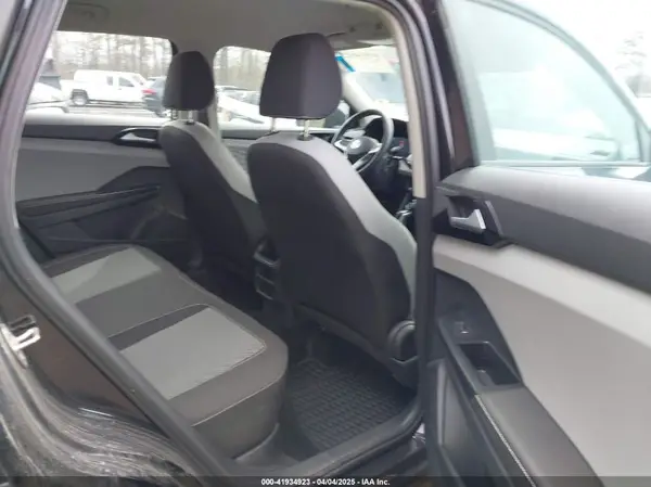 3VV8X7B29RM016098 2024 VOLKSWAGEN TAOS - Image 8