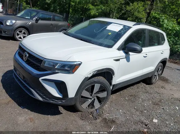3VV8X7B29RM027795 2024 VOLKSWAGEN TAOS - Image 2