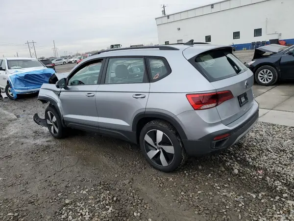 3VV8X7B29RM045469 2024 VOLKSWAGEN TAOS - Image 2
