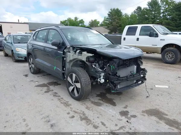3VV8X7B29RM069092 2024 VOLKSWAGEN TAOS - Image 1