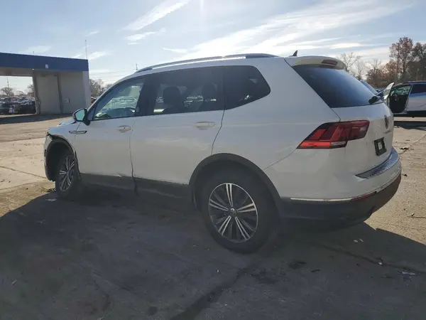 3VVAB7AX0RM207101 2024 VOLKSWAGEN TIGUAN - Image 2