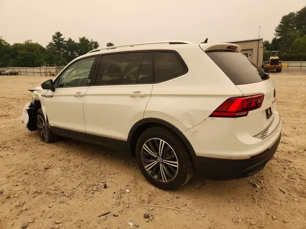 3VVAB7AX2RM225292 2024 VOLKSWAGEN TIGUAN - Image 2