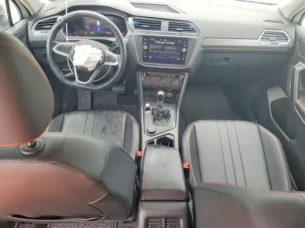 3VVAB7AX8RM208285 2024 VOLKSWAGEN TIGUAN - Image 8