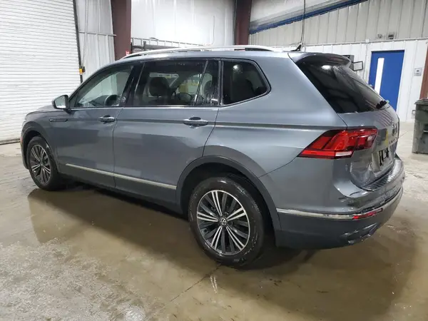 3VVAB7AX8RM226463 2024 VOLKSWAGEN TIGUAN - Image 2