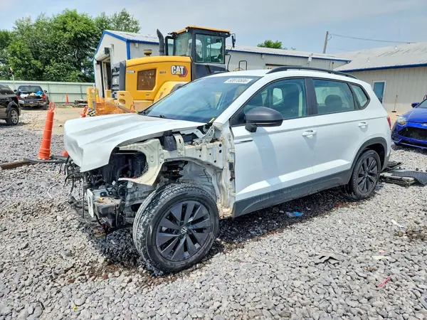 3VVAX7B21NM016740 2022 VOLKSWAGEN TAOS - Image 1