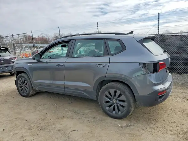 3VVAX7B21NM049642 2022 VOLKSWAGEN TAOS - Image 2