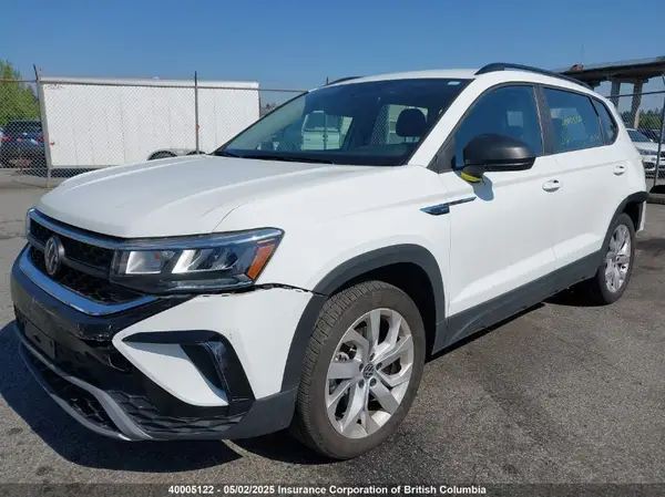 3VVAX7B21PM311615 2023 VOLKSWAGEN TAOS - Image 2