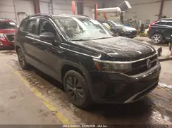 3VVAX7B22NM040058 2022 VOLKSWAGEN TAOS