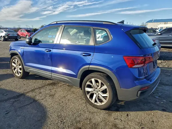 3VVAX7B22PM330643 2023 VOLKSWAGEN TAOS - Image 2