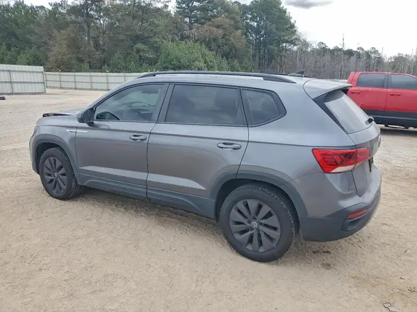3VVAX7B23NM066877 2022 VOLKSWAGEN TAOS - Image 2