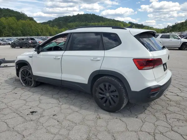 3VVAX7B25NM016496 2022 VOLKSWAGEN TAOS - Image 2