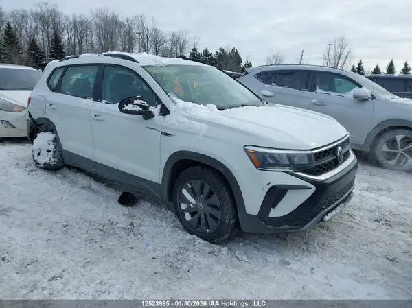 3VVAX7B25NM023304 2022 VOLKSWAGEN TAOS - Image 1