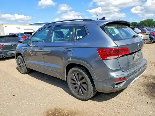 3VVAX7B25NM027966 2022 VOLKSWAGEN TAOS - Image 2
