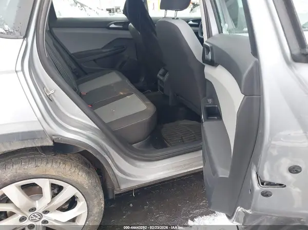 3VVAX7B25PM330880 2023 VOLKSWAGEN TAOS - Image 8
