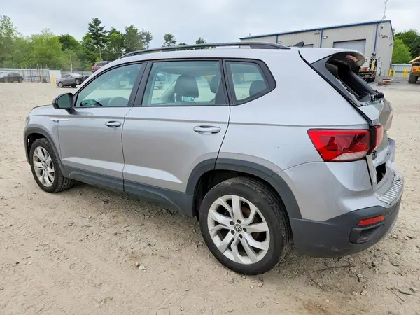 3VVAX7B25PM331382 2023 VOLKSWAGEN TAOS - Image 2