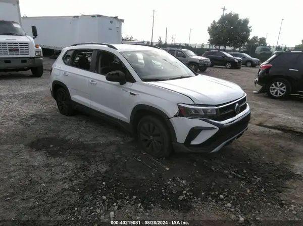 3VVAX7B26NM078098 2022 VOLKSWAGEN TAOS - Image 1