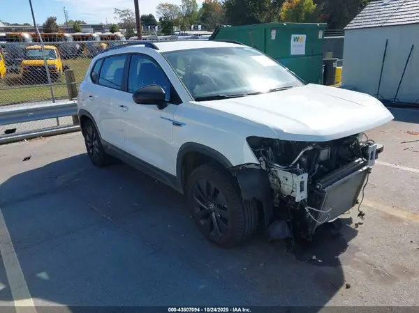 3VVAX7B27NM016290 2022 VOLKSWAGEN TAOS - Image 1