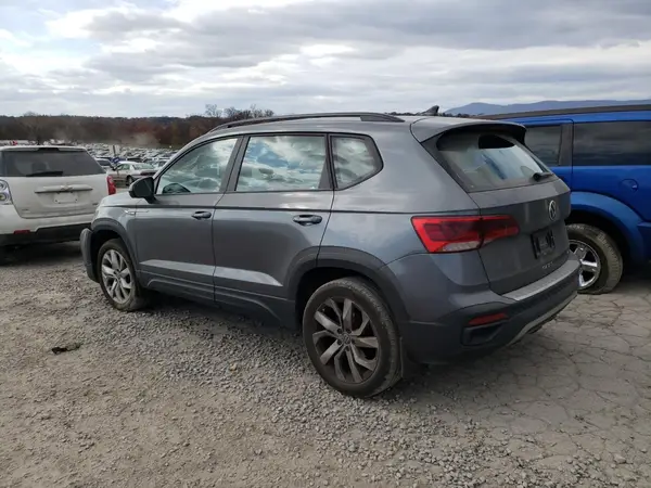 3VVAX7B27PM330721 2023 VOLKSWAGEN TAOS - Image 2