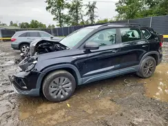 3VVAX7B28NM048083 2022 VOLKSWAGEN TAOS