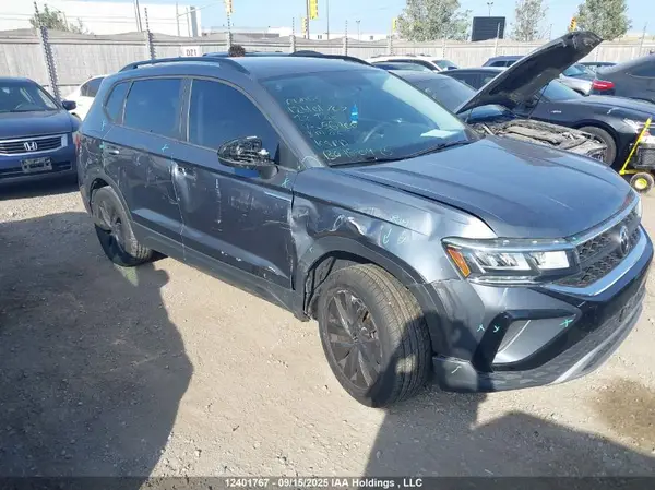 3VVAX7B28NM056460 2022 VOLKSWAGEN TAOS - Image 1