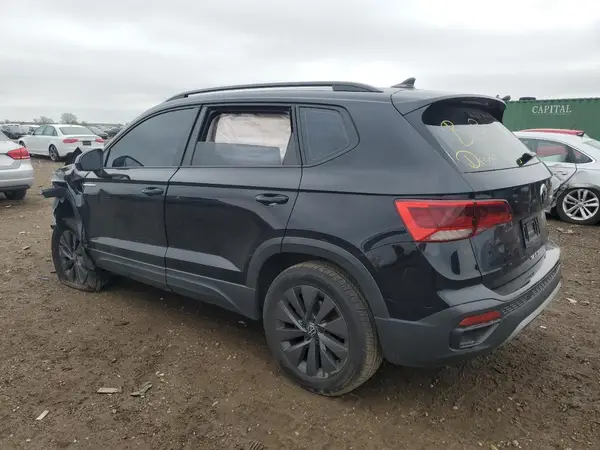 3VVAX7B28NM069726 2022 VOLKSWAGEN TAOS - Image 2