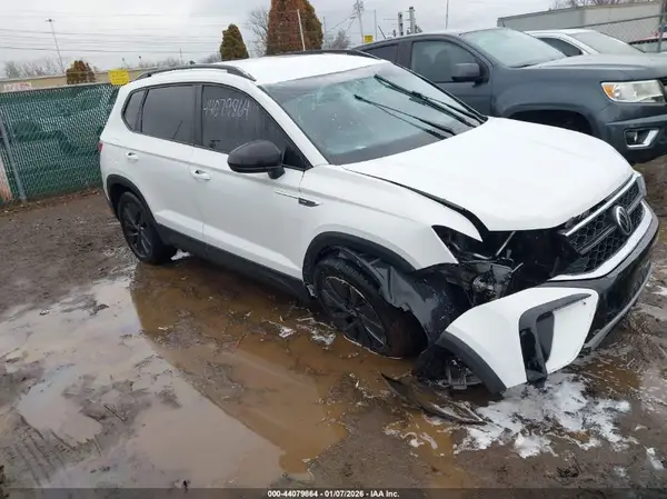 3VVAX7B28NM079088 2022 VOLKSWAGEN TAOS - Image 1