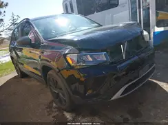 3VVAX7B2XNM018695 2022 VOLKSWAGEN TAOS