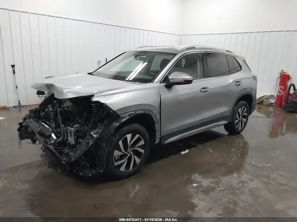 3VVBR7RM8SM060588 2025 VOLKSWAGEN TIGUAN - Image 2