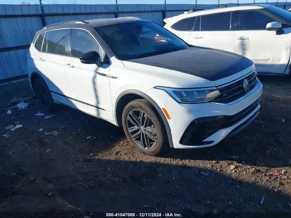 3VVCB7AX0NM035445 2022 VOLKSWAGEN TIGUAN - Image 1