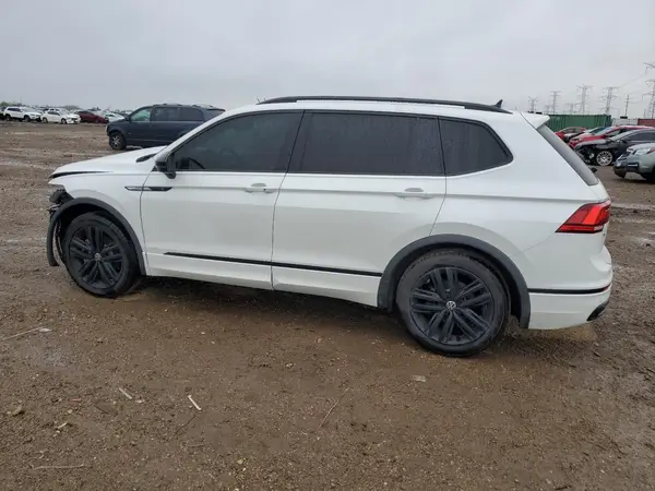 3VVCB7AX1NM058135 2022 VOLKSWAGEN TIGUAN - Image 2
