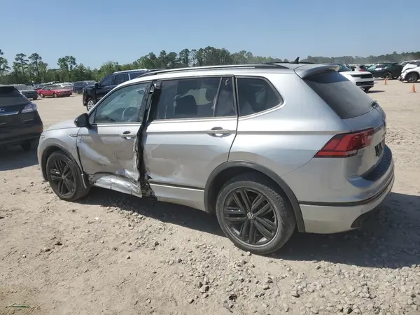 3VVCB7AX1NM174113 2022 VOLKSWAGEN TIGUAN - Image 2