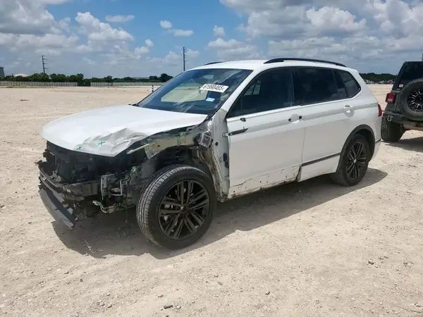 3VVCB7AX2NM034944 2022 VOLKSWAGEN TIGUAN - Image 1