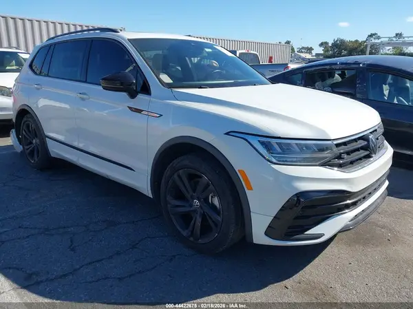 3VVCB7AX2PM034493 2023 VOLKSWAGEN TIGUAN - Image 1