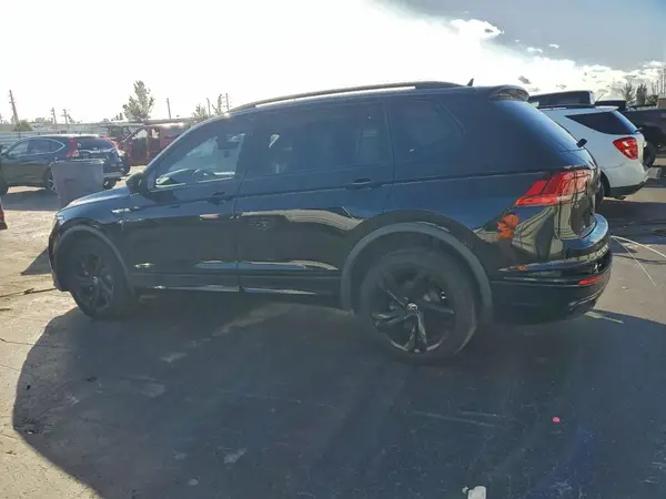 3VVCB7AX2RM060157 2024 VOLKSWAGEN TIGUAN - Image 2
