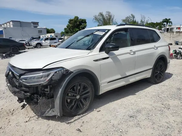 3VVCB7AX3NM028036 2022 VOLKSWAGEN TIGUAN - Image 1