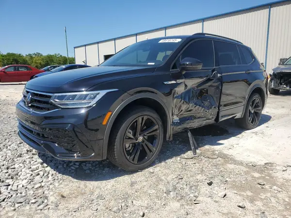 3VVCB7AX3RM099128 2024 VOLKSWAGEN TIGUAN - Image 1