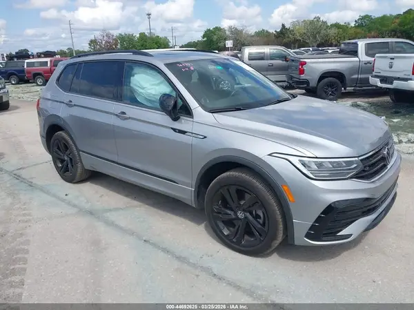 3VVCB7AX4PM114717 2023 VOLKSWAGEN TIGUAN - Image 1