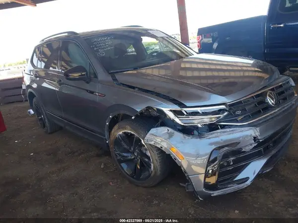 3VVCB7AX4RM046261 2024 VOLKSWAGEN TIGUAN - Image 1