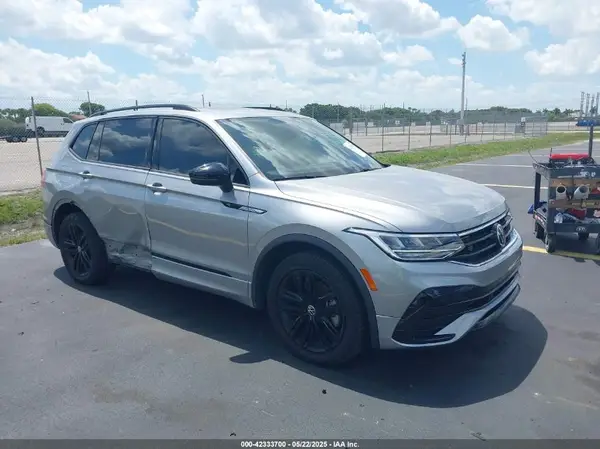 3VVCB7AX5NM063130 2022 VOLKSWAGEN TIGUAN - Image 1