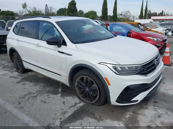 3VVCB7AX5NM066755 2022 VOLKSWAGEN TIGUAN - Image 1