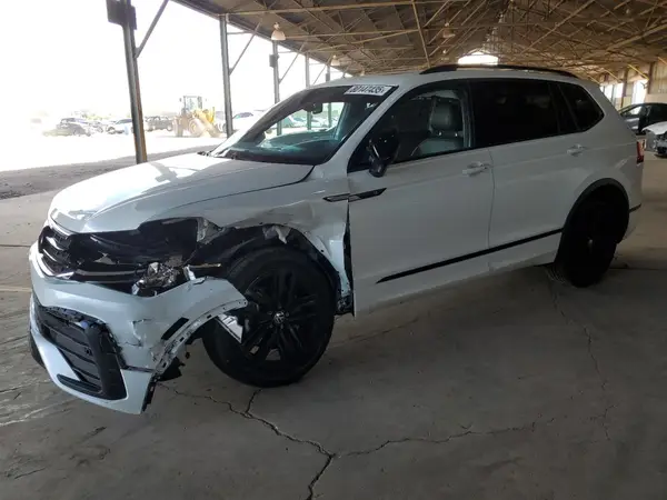 3VVCB7AX5NM070935 2022 VOLKSWAGEN TIGUAN - Image 1