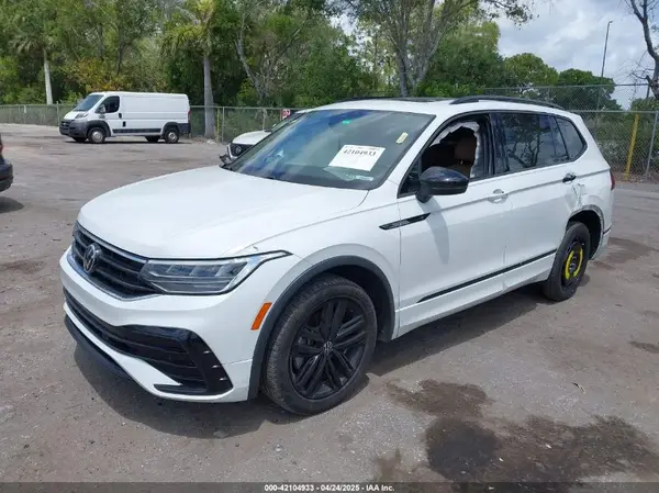 3VVCB7AX5NM138604 2022 VOLKSWAGEN TIGUAN - Image 2