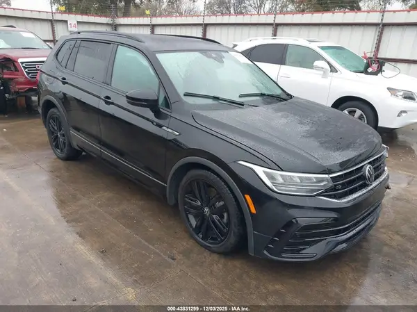 3VVCB7AX6NM133766 2022 VOLKSWAGEN TIGUAN - Image 1